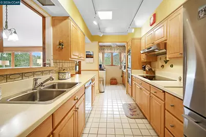1891 Meadow Lane, Walnut Creek, CA 94595 - Photo 11