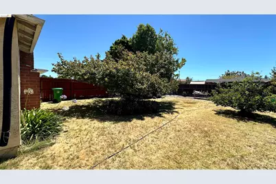 15357 Edgemoor St, San Leandro, CA 94579 - Photo 9