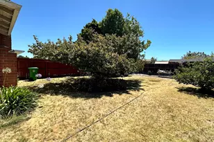 15357 Edgemoor St, San Leandro, CA 94579 - Photo 9