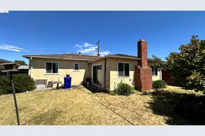 15357 Edgemoor St, San Leandro, CA 94579 - Photo 1