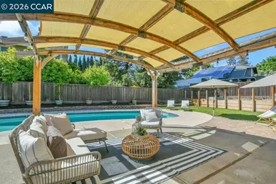 1154 Breckenridge Court, Martinez, CA 94553 - Photo 41