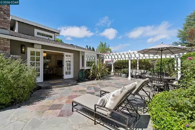 1718 Rockspring Place, Walnut Creek, CA 94596 - Photo 19