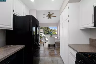 220 Apollo #1, Hercules, CA 94547 - Photo 25