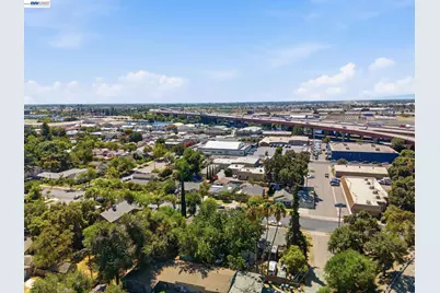 1330 Park St, Stockton, CA 95203 - Photo 13