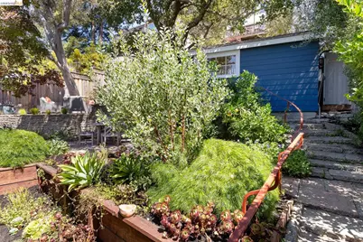 73 Oakmont Ave, Piedmont, CA 94610 - Photo 39