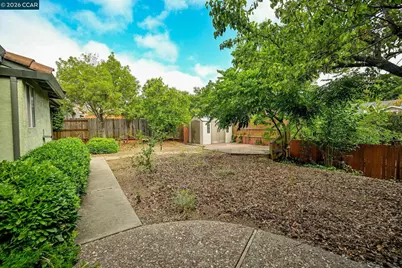 923 Pinon Dr, Martinez, CA 94553 - Photo 27