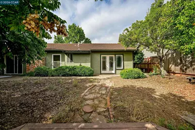 923 Pinon Dr, Martinez, CA 94553 - Photo 25