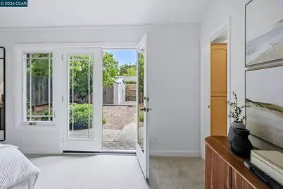 923 Pinon Dr, Martinez, CA 94553 - Photo 17