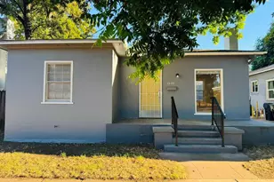 1034 X St, Sacramento, CA 95818 - Photo 1
