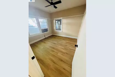 1034 X St, Sacramento, CA 95818 - Photo 3
