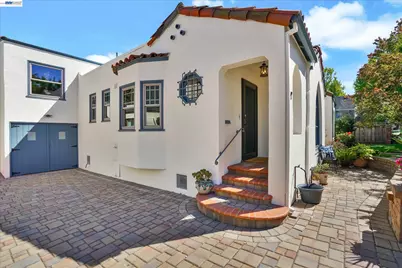 1820 Yale Dr, Alameda, CA 94501 - Photo 3