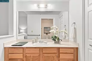 1840 Tice Creek Dr, Walnut Creek, CA 94595 - Photo 27