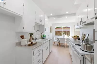 40140 Urban St, Fremont, CA 94538 - Photo 5
