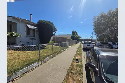 9601 D St, Oakland, CA 94603 - Photo 3