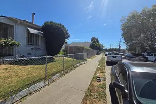 9601 D St, Oakland, CA 94603 - Photo 3