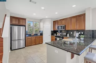 411 Summer Ln, Richmond, CA 94806 - Photo 7