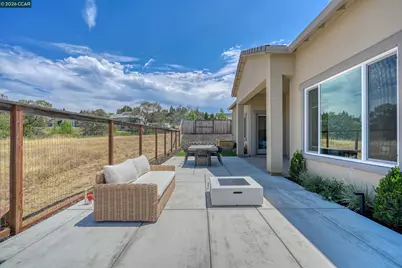 1023 Bridger Dr, Rescue, CA 95672 - Photo 37