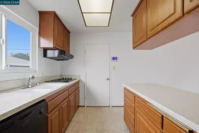 939 Tara Hills Dr, Pinole, CA 94564 - Photo 13
