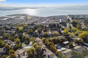 12 Bayside Ct, Richmond, CA 94804 - Photo 39