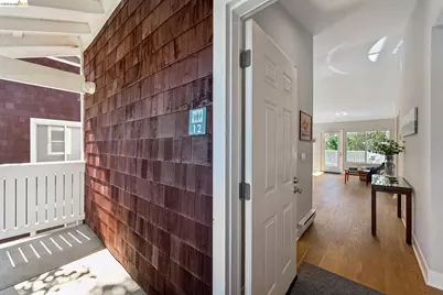 12 Bayside Ct, Richmond, CA 94804 - Photo 3