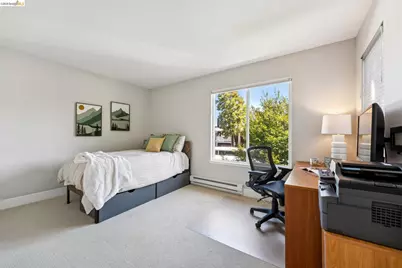 12 Bayside Ct, Richmond, CA 94804 - Photo 23