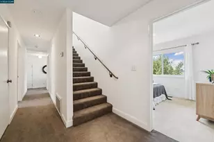 210 Courtney Ln, Orinda, CA 94563 - Photo 39