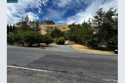 1556 Springbrook Rd, Walnut Creek, CA 94597 - Photo 57