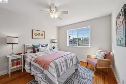 12 Britt Ct, Alameda, CA 94502 - Photo 29