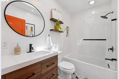 485 55th St, Oakland, CA 94609 - Photo 19