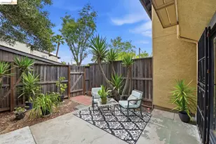 9729 Elmview Dr, Oakland, CA 94603 - Photo 9