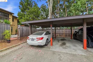 9729 Elmview Dr, Oakland, CA 94603 - Photo 31