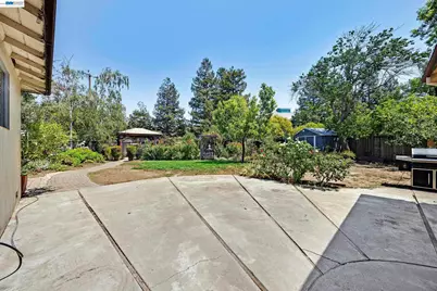 856 Adams Ave, Livermore, CA 94550 - Photo 25