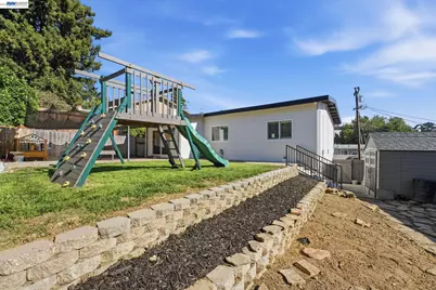 5034 Rahlves Dr, Castro Valley, CA 94546 - Photo 89