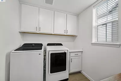 3765 Castro Valley Blvd, Castro Valley, CA 94546 - Photo 9
