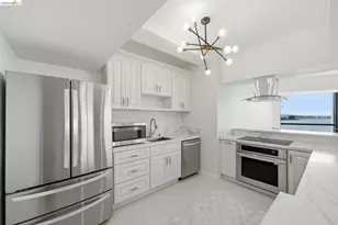 6363 Christie Ave, Emeryville, CA 94608 - Photo 11