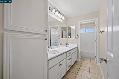 5668 Rosscommon Way, Antioch, CA 94531 - Photo 33
