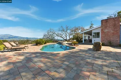 300 Oak View Ter, Danville, CA 94526 - Photo 49