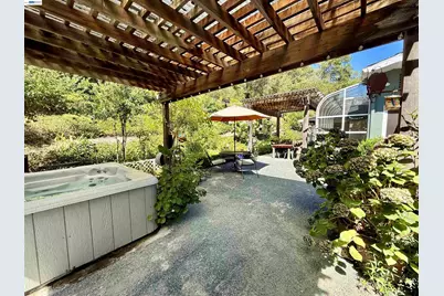 516 Moraga Way, Orinda, CA 94563 - Photo 77