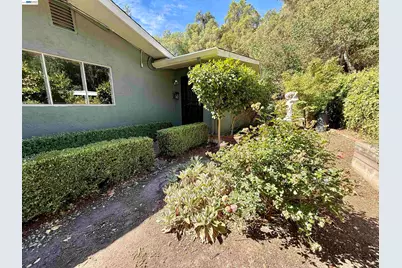 516 Moraga Way, Orinda, CA 94563 - Photo 95