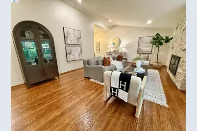 516 Moraga Way, Orinda, CA 94563 - Photo 15