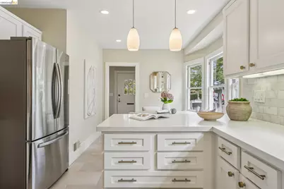 4630 Edgewood Avenue, Oakland, CA 94602 - Photo 29