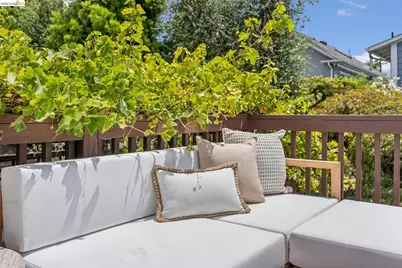 4630 Edgewood Avenue, Oakland, CA 94602 - Photo 47