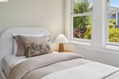 4630 Edgewood Avenue, Oakland, CA 94602 - Photo 37
