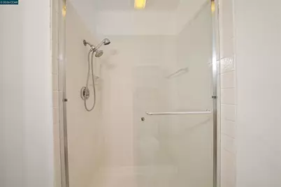 151 Terrace Ct, Hercules, CA 94547 - Photo 17