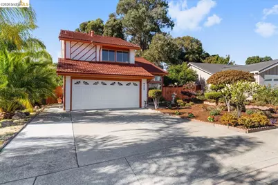 858 Coral Ridge Circle, Rodeo, CA 94572 - Photo 3