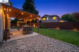2179 Carol Ann Dr, Tracy, CA 95377 - Photo 5