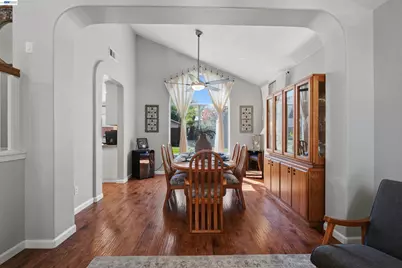 2179 Carol Ann Dr, Tracy, CA 95377 - Photo 13