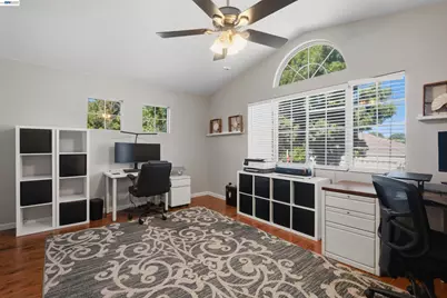 2179 Carol Ann Dr, Tracy, CA 95377 - Photo 41