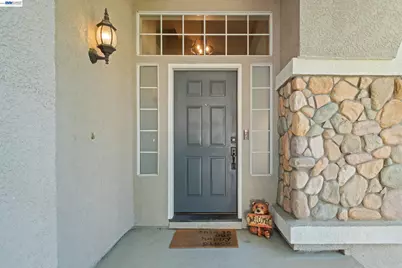 2179 Carol Ann Dr, Tracy, CA 95377 - Photo 7