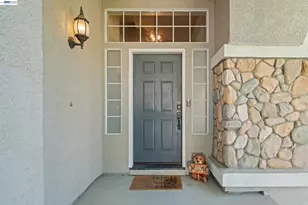 2179 Carol Ann Dr, Tracy, CA 95377 - Photo 7